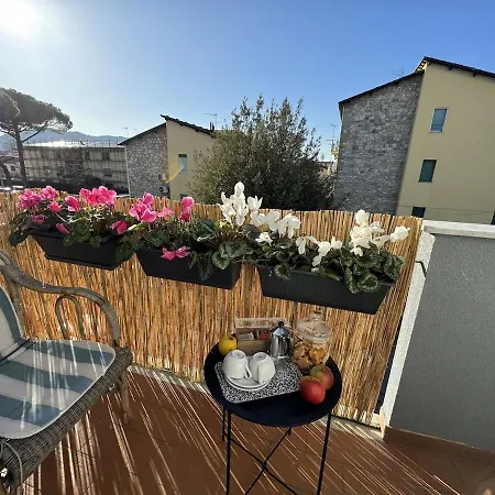 Sto Bene Qua Apartment
