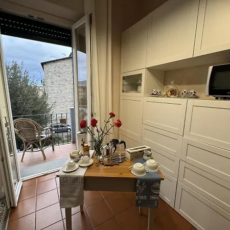 Apartment Sto Bene Qua Lucca